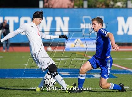 Thumbnail 2 in Pearl River vs. Amityville Memorial (NYSPHSAA Class A Final) photogallery.