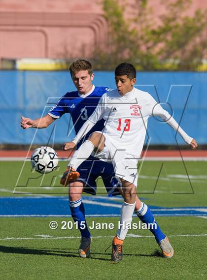 Thumbnail 3 in Pearl River vs. Amityville Memorial (NYSPHSAA Class A Final) photogallery.