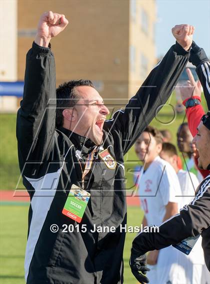 Thumbnail 3 in Pearl River vs. Amityville Memorial (NYSPHSAA Class A Final) photogallery.