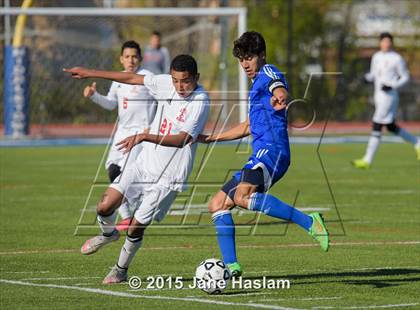 Thumbnail 3 in Pearl River vs. Amityville Memorial (NYSPHSAA Class A Final) photogallery.