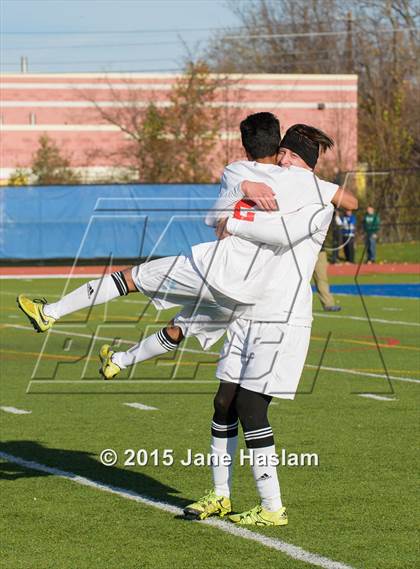 Thumbnail 2 in Pearl River vs. Amityville Memorial (NYSPHSAA Class A Final) photogallery.
