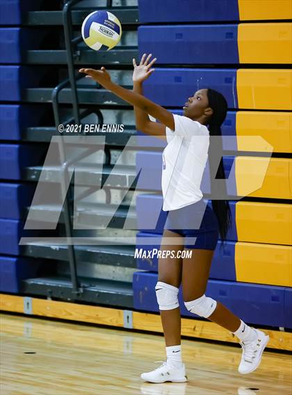 Thumbnail 2 in Eagle's Landing vs Jackson photogallery.