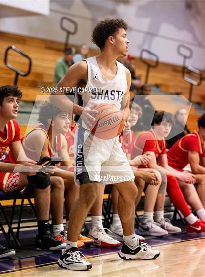 Thumbnail 3 in Chico @ Shasta photogallery.