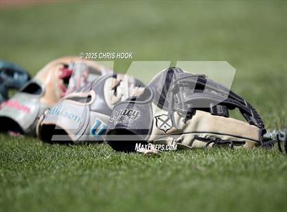 Thumbnail 3 in Tanque Verde vs. Sahuarita (Lancer Baseball Classic) photogallery.