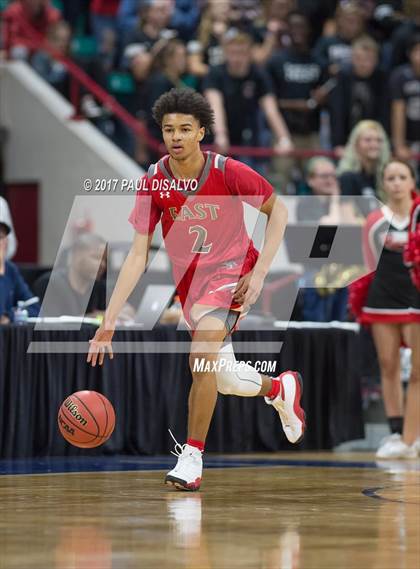 Thumbnail 2 in Eaglecrest vs. Denver East (CHSAA 5A Great 8) photogallery.