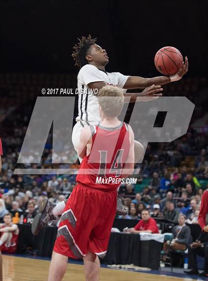 Thumbnail 3 in Eaglecrest vs. Denver East (CHSAA 5A Great 8) photogallery.