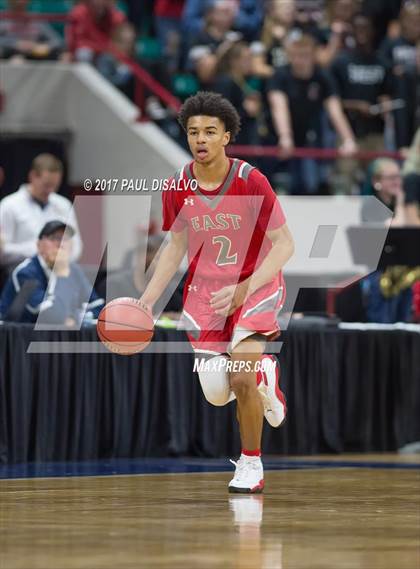 Thumbnail 3 in Eaglecrest vs. Denver East (CHSAA 5A Great 8) photogallery.