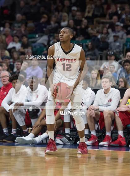 Thumbnail 3 in Eaglecrest vs. Denver East (CHSAA 5A Great 8) photogallery.