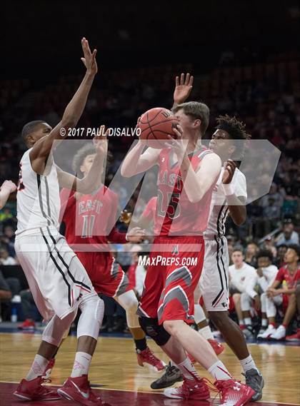 Thumbnail 3 in Eaglecrest vs. Denver East (CHSAA 5A Great 8) photogallery.