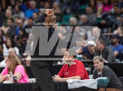 Thumbnail 2 in Eaglecrest vs. Denver East (CHSAA 5A Great 8) photogallery.