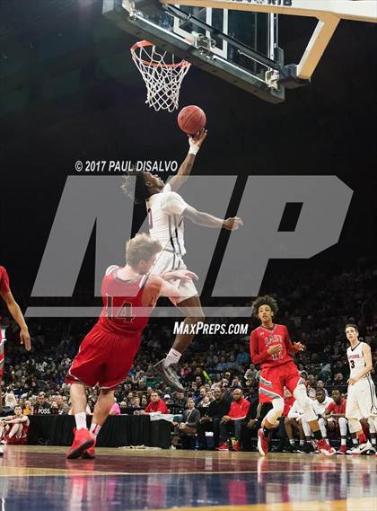 Thumbnail 1 in Eaglecrest vs. Denver East (CHSAA 5A Great 8) photogallery.