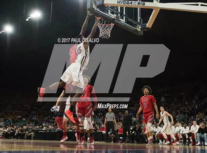 Thumbnail 1 in Eaglecrest vs. Denver East (CHSAA 5A Great 8) photogallery.
