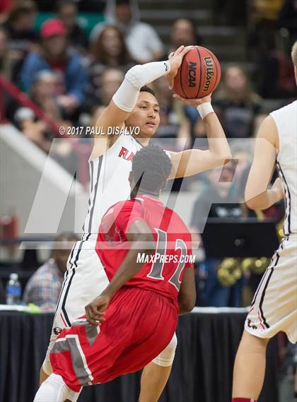 Thumbnail 1 in Eaglecrest vs. Denver East (CHSAA 5A Great 8) photogallery.