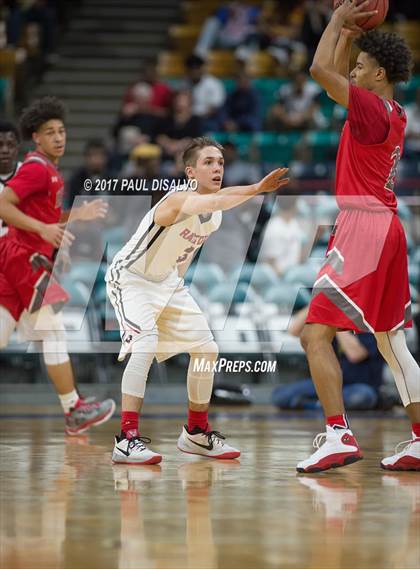 Thumbnail 2 in Eaglecrest vs. Denver East (CHSAA 5A Great 8) photogallery.