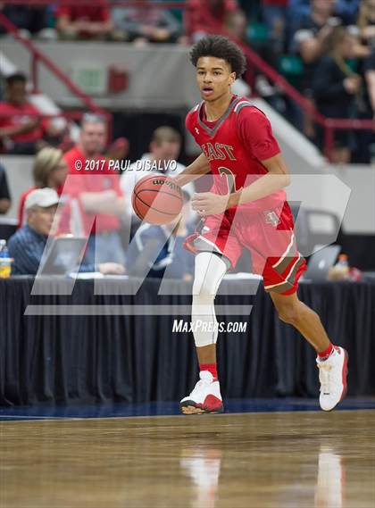 Thumbnail 2 in Eaglecrest vs. Denver East (CHSAA 5A Great 8) photogallery.