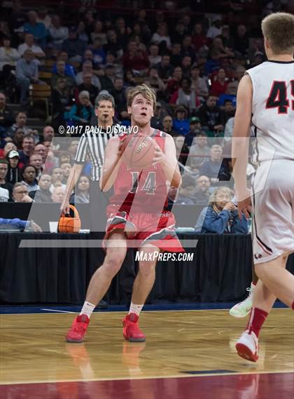 Thumbnail 2 in Eaglecrest vs. Denver East (CHSAA 5A Great 8) photogallery.