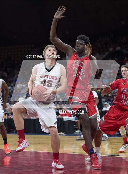 Thumbnail 3 in Eaglecrest vs. Denver East (CHSAA 5A Great 8) photogallery.