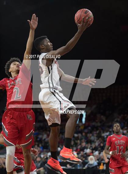 Thumbnail 2 in Eaglecrest vs. Denver East (CHSAA 5A Great 8) photogallery.