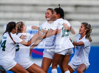 Thumbnail 2 in St. Pius X Catholic vs. Blessed Trinity (GHSA 5A Championship) photogallery.
