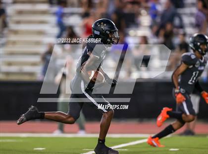 Thumbnail 1 in El Camino Real @ Calabasas photogallery.