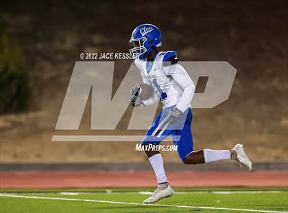Thumbnail 2 in El Camino Real @ Calabasas photogallery.