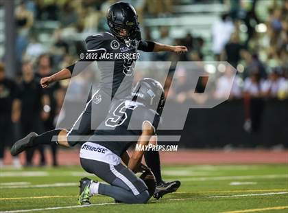Thumbnail 1 in El Camino Real @ Calabasas photogallery.