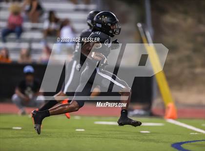 Thumbnail 3 in El Camino Real @ Calabasas photogallery.