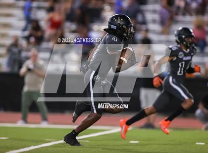 Thumbnail 2 in El Camino Real @ Calabasas photogallery.
