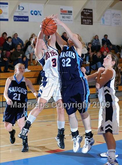 Thumbnail 1 in San Marcos vs. Saugus photogallery.