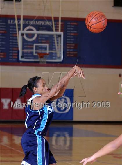 Thumbnail 1 in San Marcos vs. Saugus photogallery.