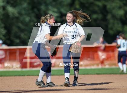 Thumbnail 2 in Central Columbia vs Loyalsock Township (PIAA District IV 3A Final) photogallery.