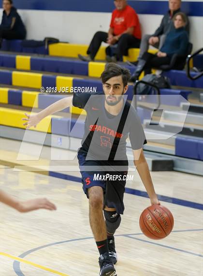Thumbnail 1 in Strathmore vs. Laton (Laton Tournament) photogallery.