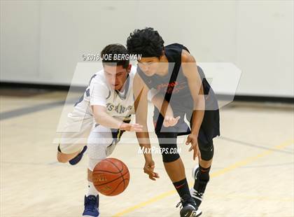 Thumbnail 3 in Strathmore vs. Laton (Laton Tournament) photogallery.
