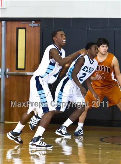 Thumbnail 2 in Alief Elsik vs San Antonio Madison (McDonald's Texas Invitational) photogallery.