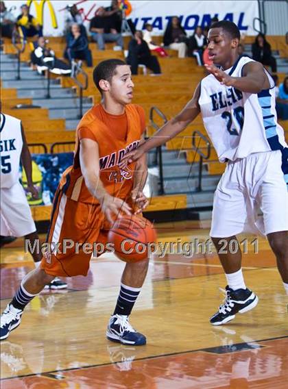 Thumbnail 3 in Alief Elsik vs San Antonio Madison (McDonald's Texas Invitational) photogallery.