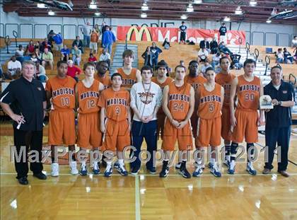 Thumbnail 1 in Alief Elsik vs San Antonio Madison (McDonald's Texas Invitational) photogallery.