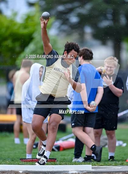 Thumbnail 2 in Noblesville Invitational (Shot Put) photogallery.