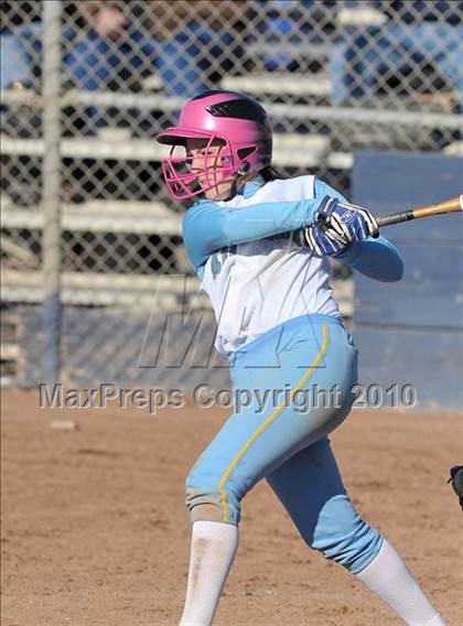 Thumbnail 1 in Oak Ridge vs. Reed (Victory Pre-Season Tournament) photogallery.