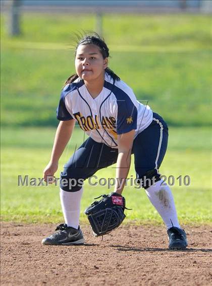 Thumbnail 2 in Oak Ridge vs. Reed (Victory Pre-Season Tournament) photogallery.