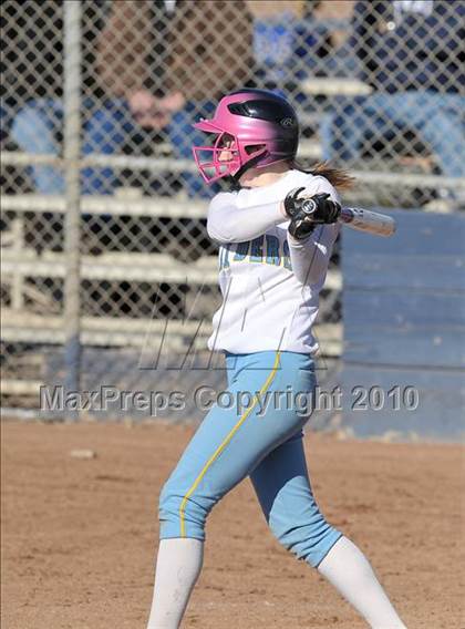 Thumbnail 3 in Oak Ridge vs. Reed (Victory Pre-Season Tournament) photogallery.