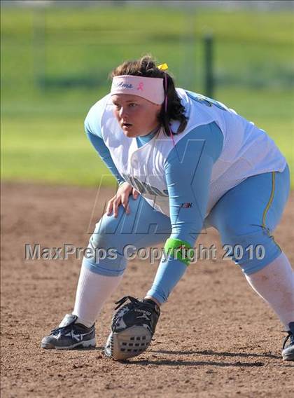 Thumbnail 3 in Oak Ridge vs. Reed (Victory Pre-Season Tournament) photogallery.