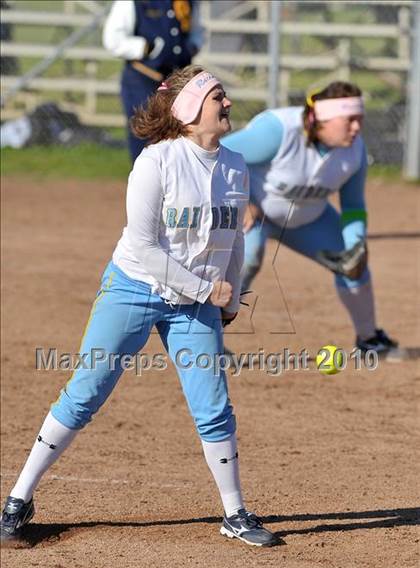 Thumbnail 1 in Oak Ridge vs. Reed (Victory Pre-Season Tournament) photogallery.