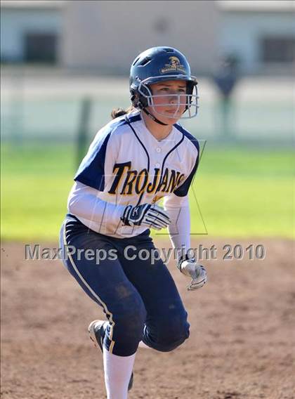 Thumbnail 3 in Oak Ridge vs. Reed (Victory Pre-Season Tournament) photogallery.