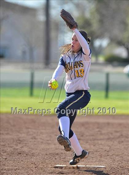 Thumbnail 1 in Oak Ridge vs. Reed (Victory Pre-Season Tournament) photogallery.