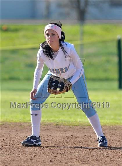 Thumbnail 2 in Oak Ridge vs. Reed (Victory Pre-Season Tournament) photogallery.