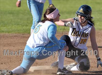 Thumbnail 1 in Oak Ridge vs. Reed (Victory Pre-Season Tournament) photogallery.