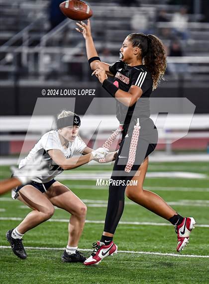 Thumbnail 2 in Orange Lutheran vs. Newport Harbor (CIF SS DIV 1 Championship) photogallery.