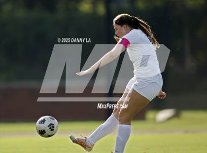 Thumbnail 2 in Georgetown Day @ Episcopal photogallery.