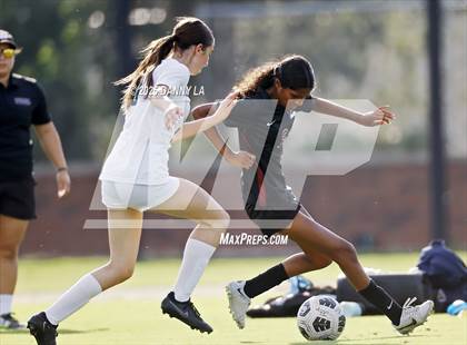 Thumbnail 2 in Georgetown Day @ Episcopal photogallery.