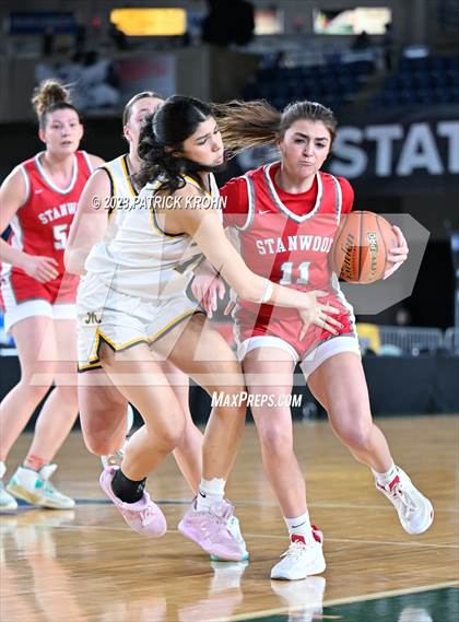 Thumbnail 3 in Mead vs. Stanwood (WIAA Quarter Final) photogallery.